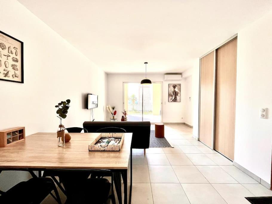 Appartement Neuf Avec Terrasse Saint-Florent  Exteriér fotografie